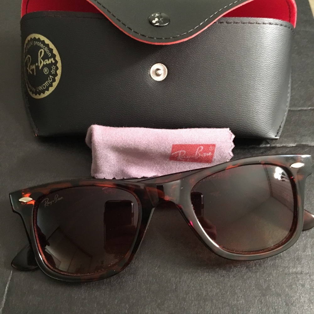 Ray Bans - Picture 4 of 4